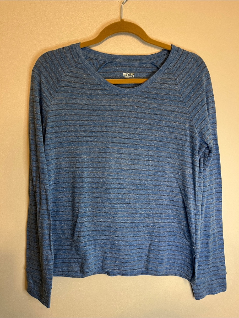 Mossimo Supply Co. Heathered Blue Long Sleeve Stripe Knit Top Size Medium